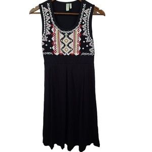 Sahalie Embroidered Sleeveless Shift Dress Small